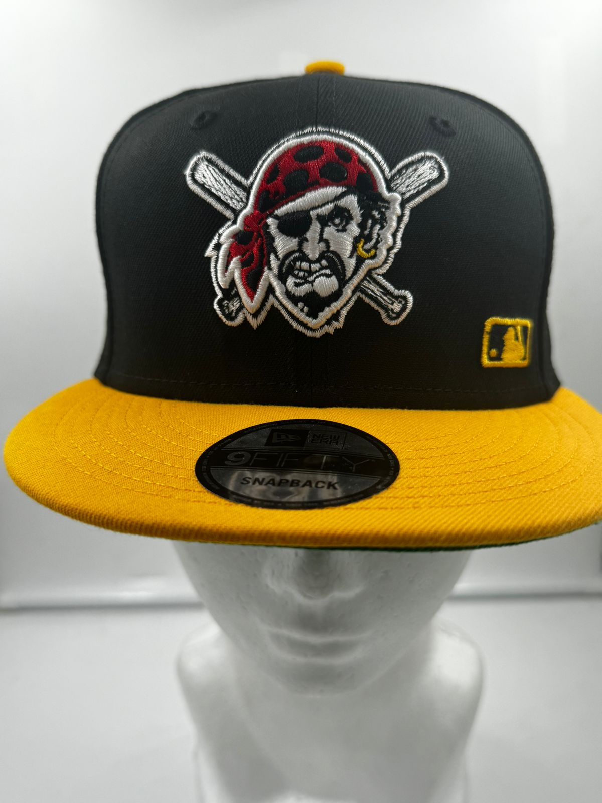 New Era Pittsburgh Pirates 9FIFTY SnapBack